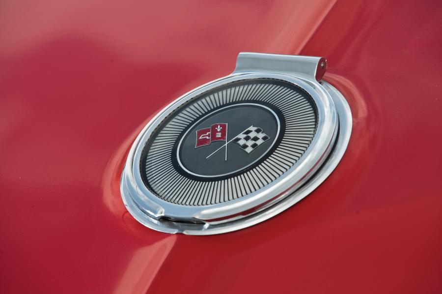 Chevrolet Corvette Stingray Convertible 1963 года  (фото 19 из 37)